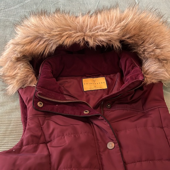 Puffer Vest - Picture 3 of 6